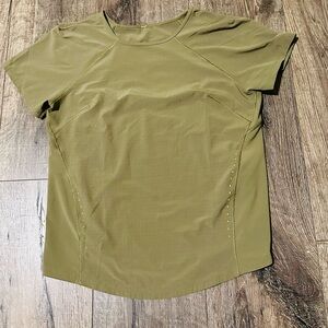 LULULEMON Size 2 Olive Green Women's Running Top